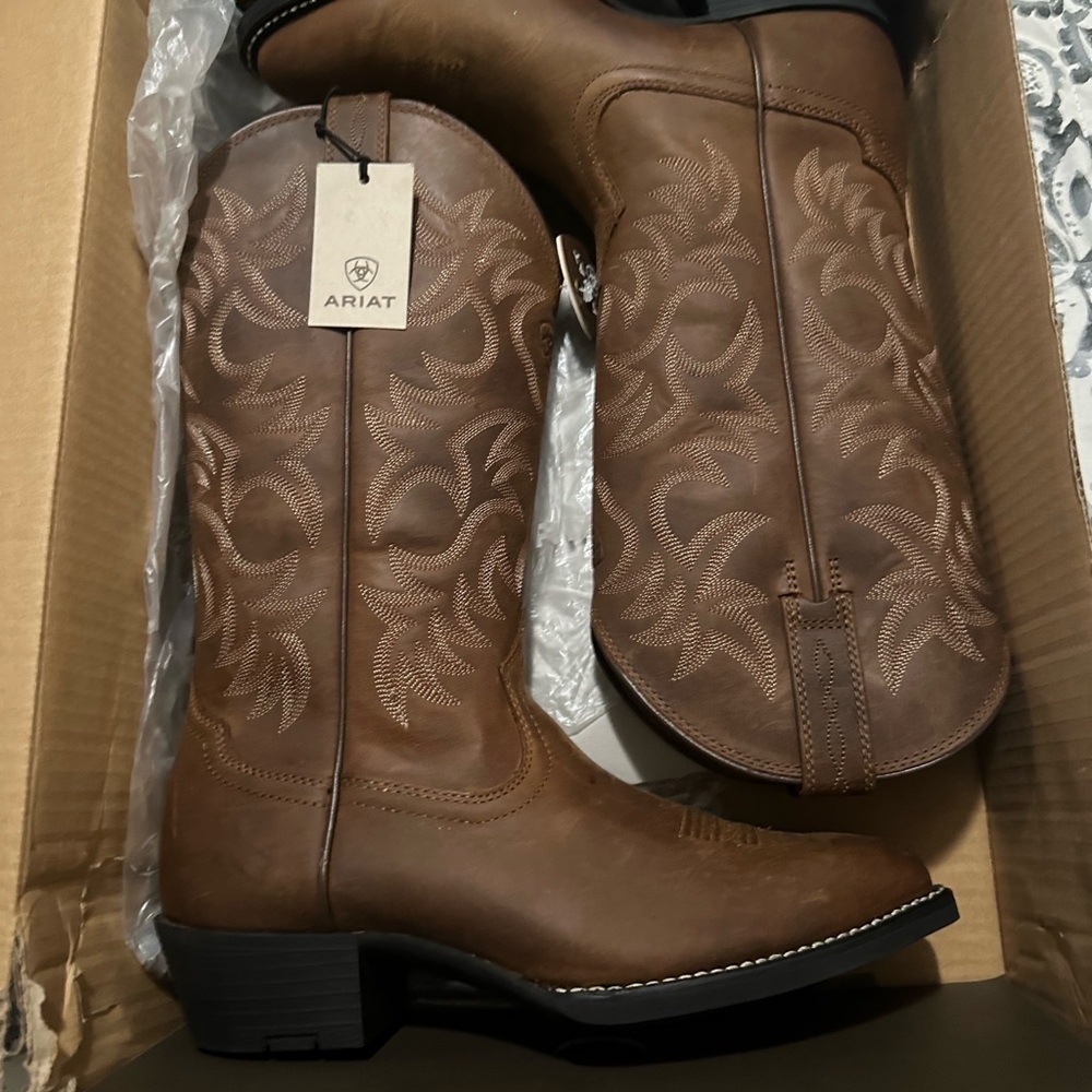 Ariat Embroidered Brown Leather Boots - Picture 5 of 6